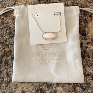 Kendra Scott Delaney necklace